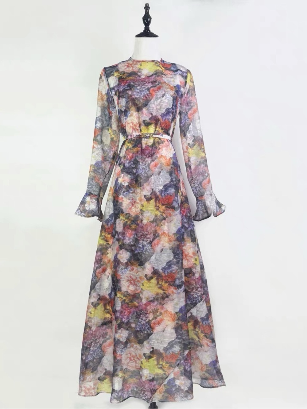 Designer-style  Floral Long-Sleeve Maxi Dress - Multicolor